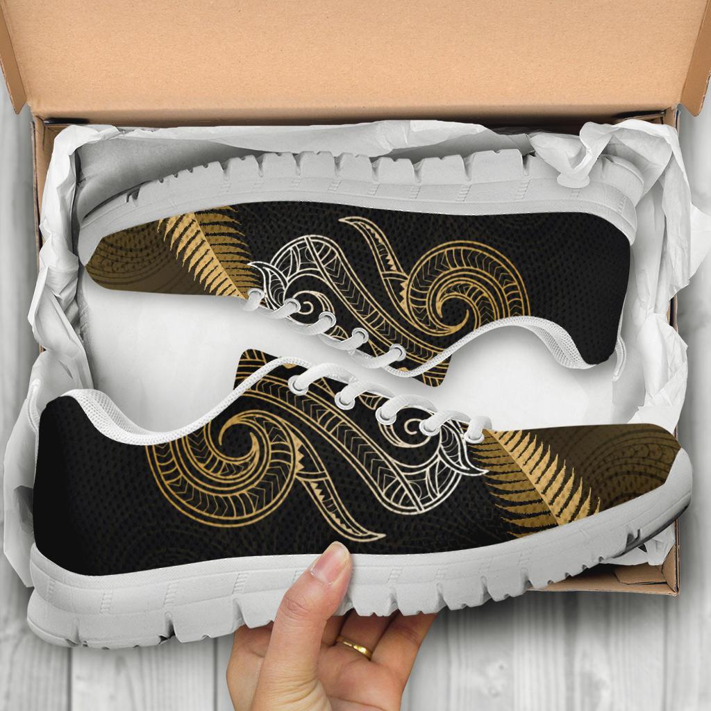 maori-manaia-new-zealand-sneakers-gold