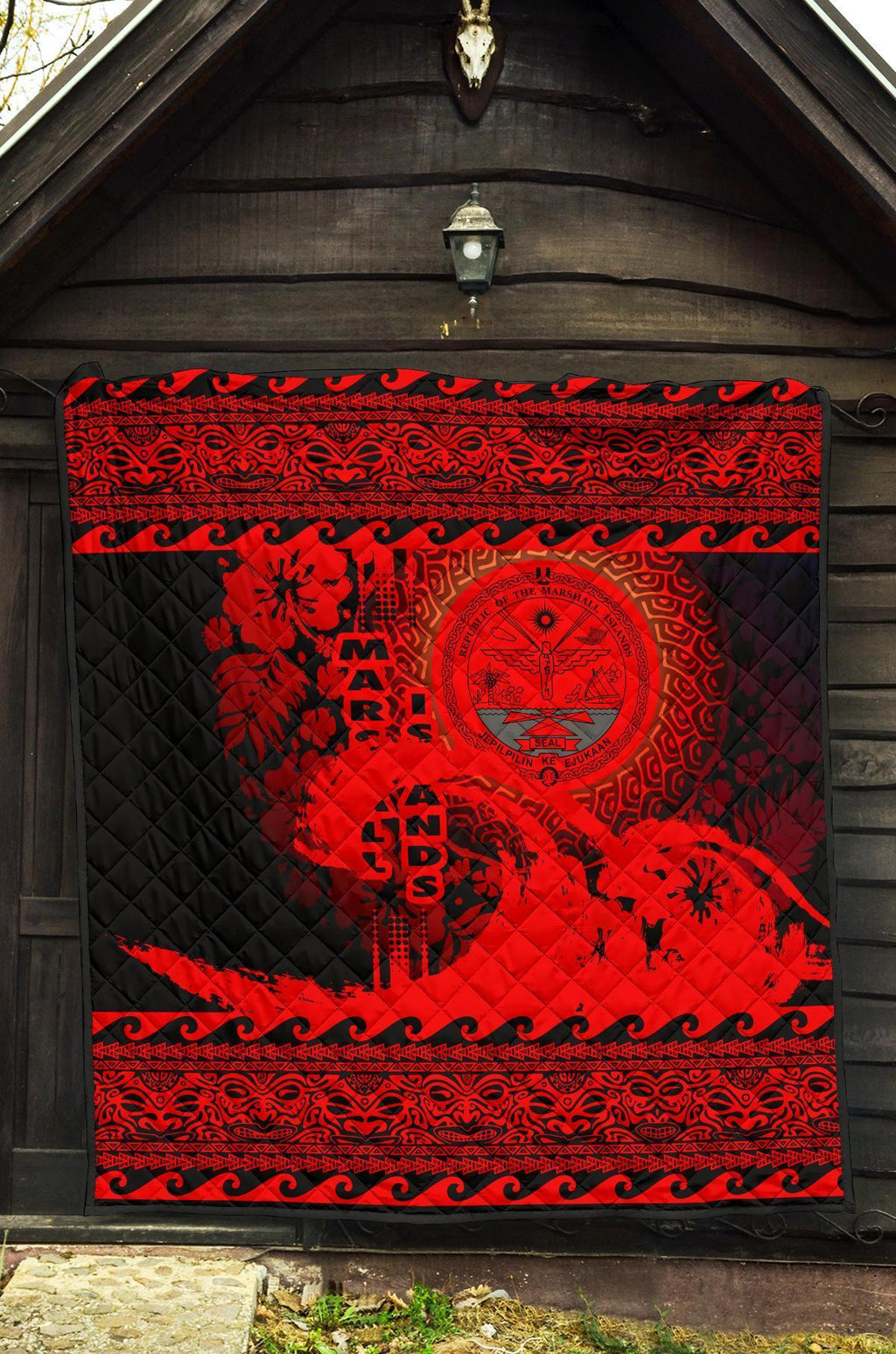marshall-island-quilt-wave-red-design