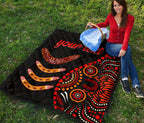 aboriginal-personalised-premium-quilt-aboriginal-boomerangs-with-dot-painting-pattern