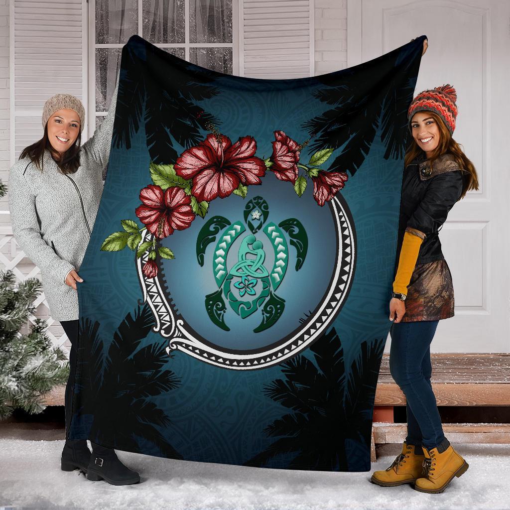 new-zealand-premium-blanket-polynesian-ohana-turtle-hibiscus-mother-son