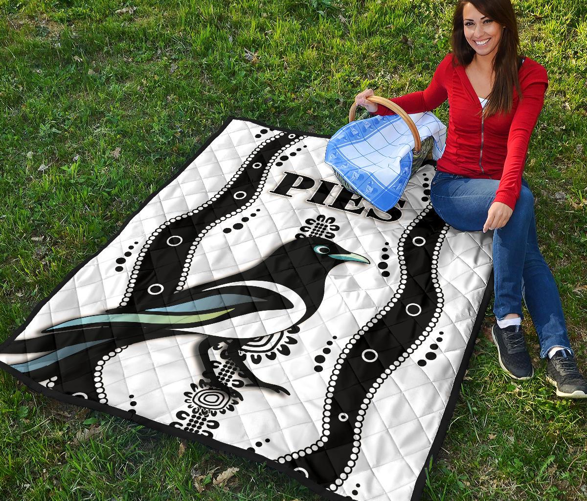 collingwood-premium-quilt-pies-indigenous-white
