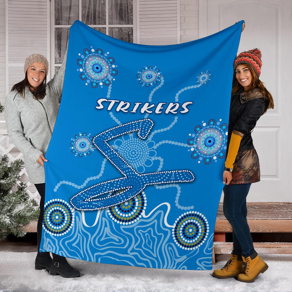 strikers-premium-blanket-indigenous-blue