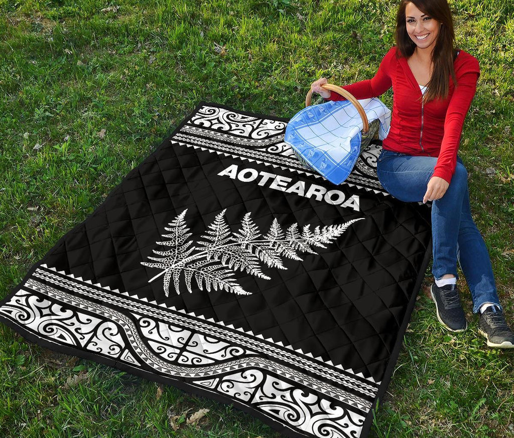aotearoa-new-zealand-maori-premium-quilt-silver-fern-white