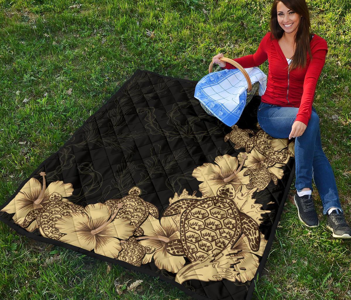 hibiscus-plumeria-golden-turtle-premium-quilt