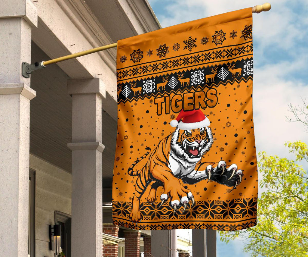 wests-christmas-flag-tigers-unique-vibes-orange