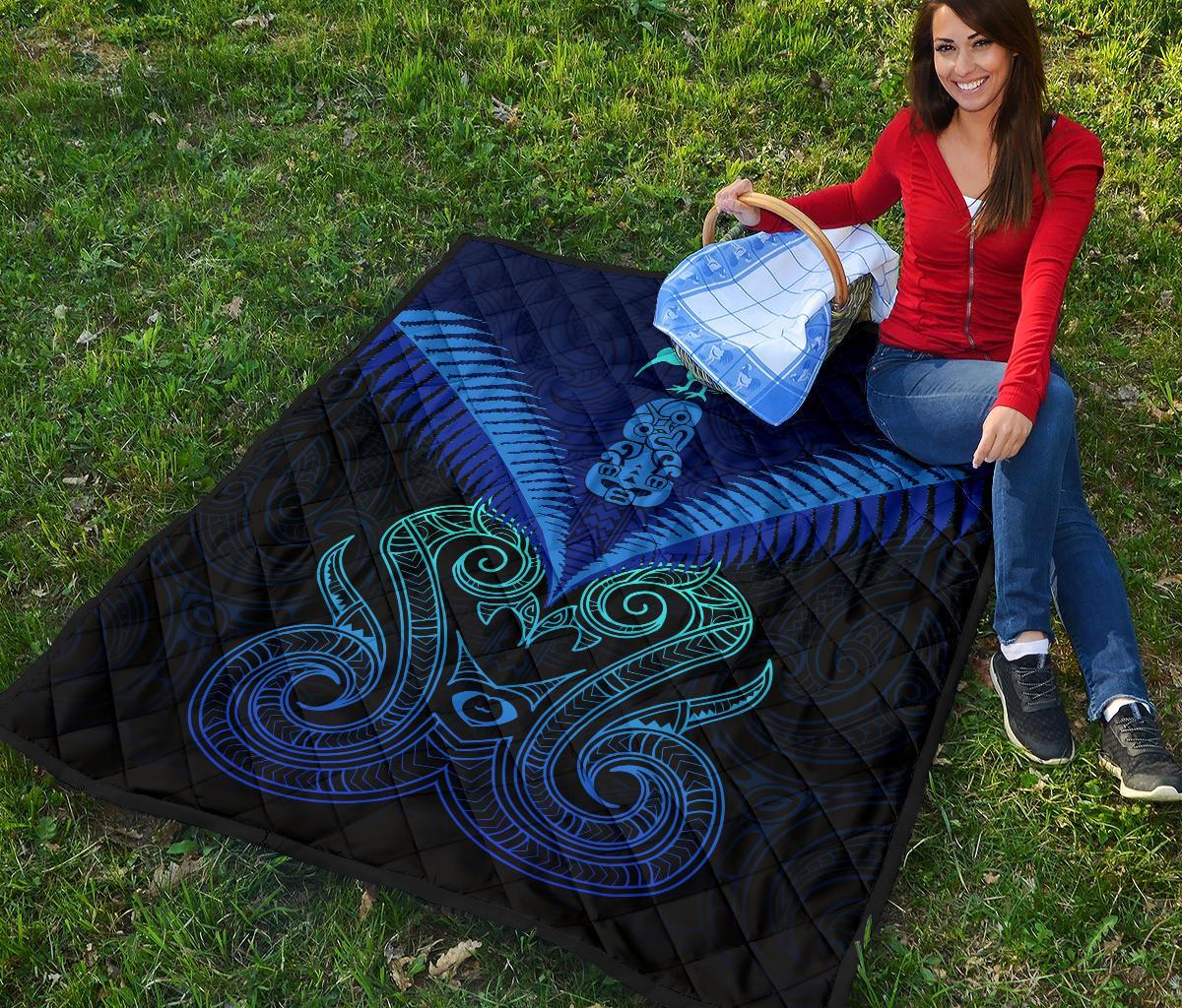 maori-manaia-new-zealand-premium-quilt-blue