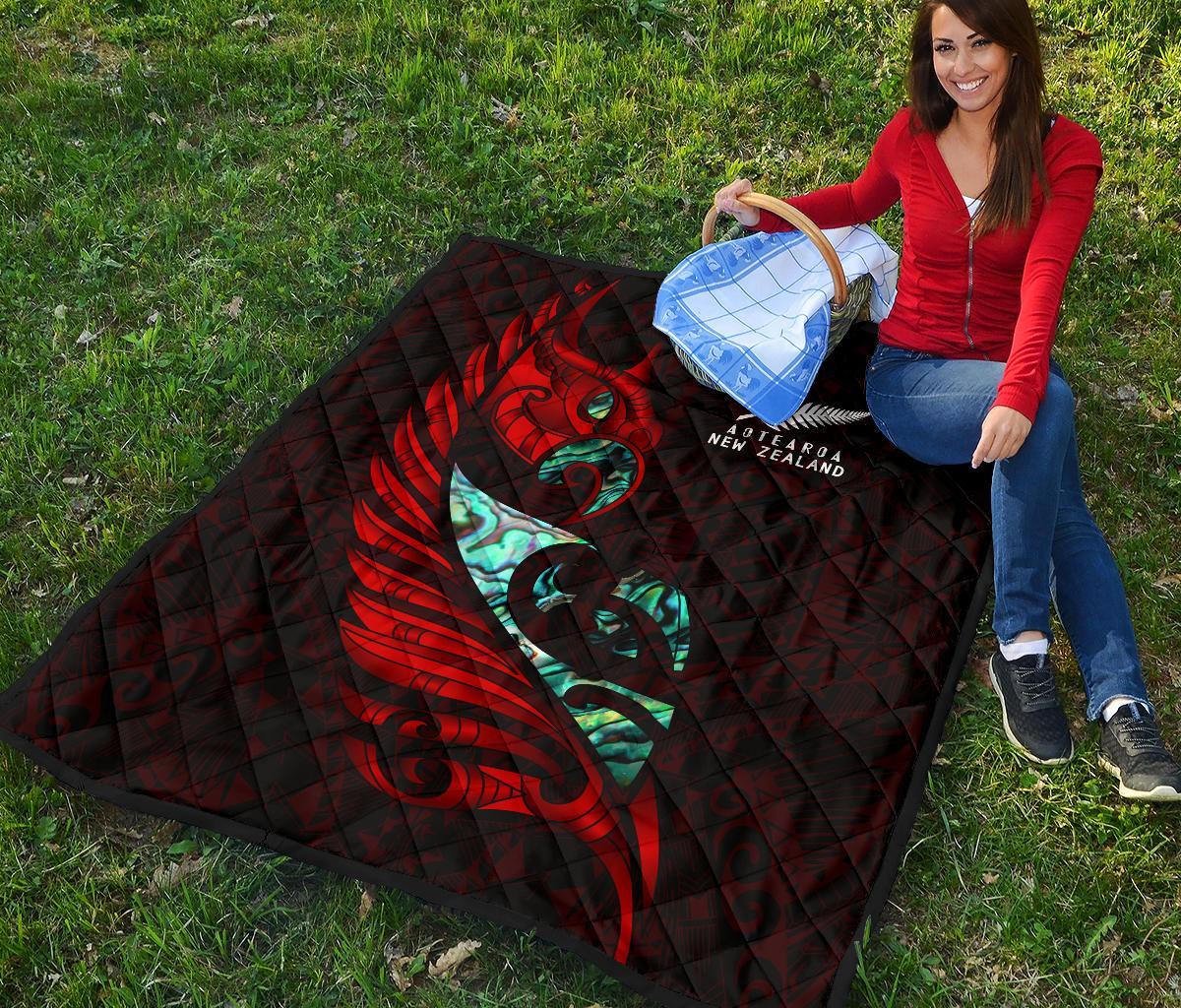 new-zealand-premium-quilt-manaia-paua-fern-wing-red