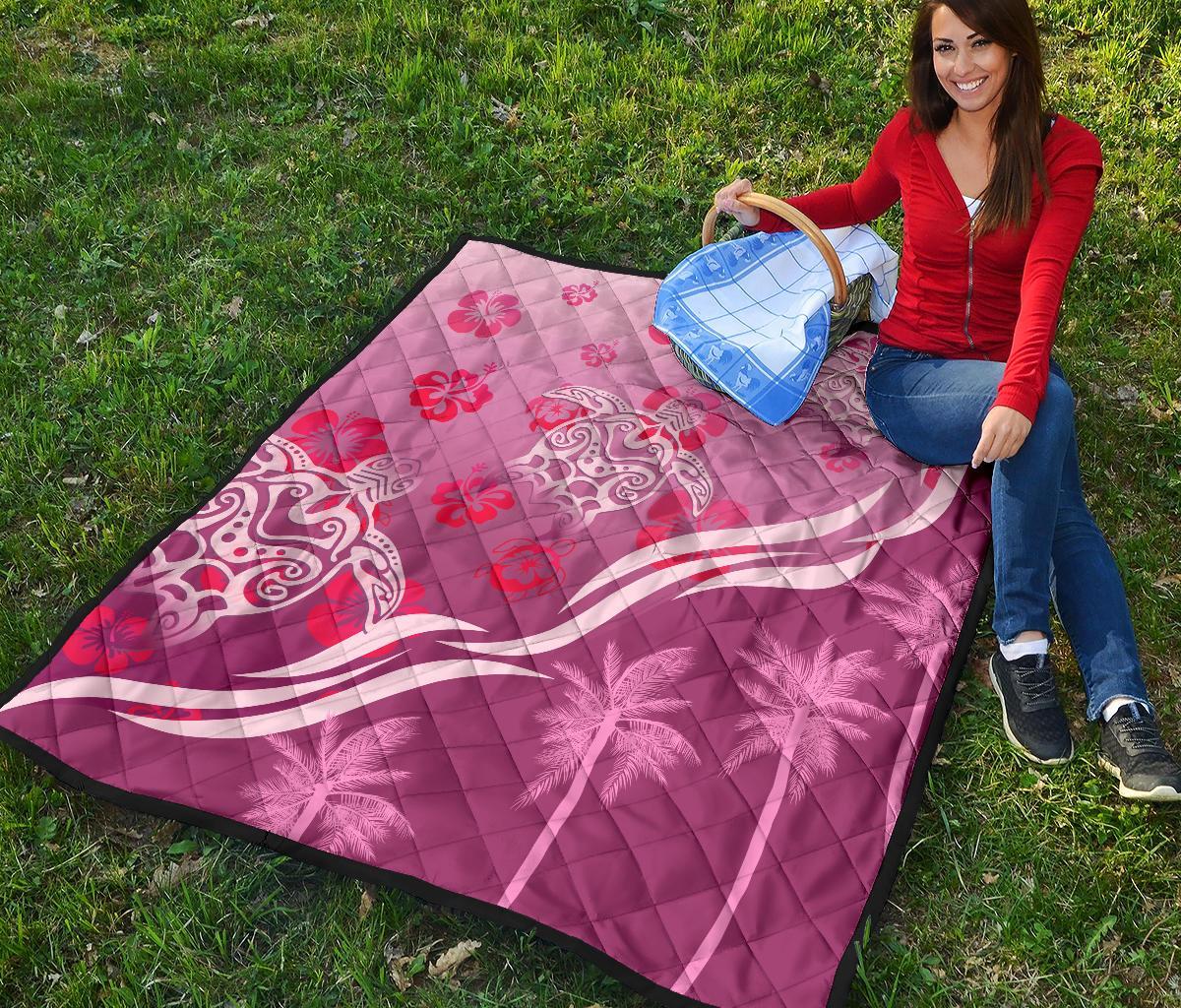 pink-turtle-hibiscus-premium-quilt