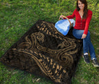 aotearoa-premium-quilt-gold-maori-manaia-with-silver-fern