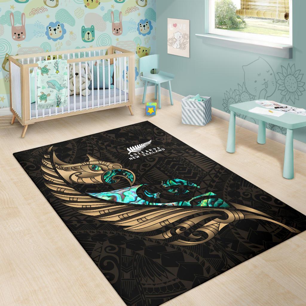 new-zealand-area-rug-manaia-paua-fern-wing-gold