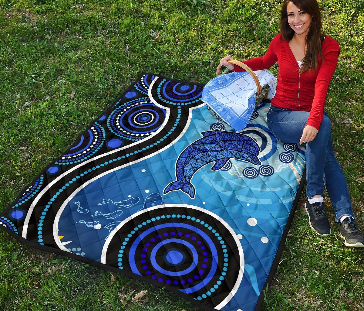 aboriginal-premium-quilt-dolphin-and-aboriginal-dot-patterns