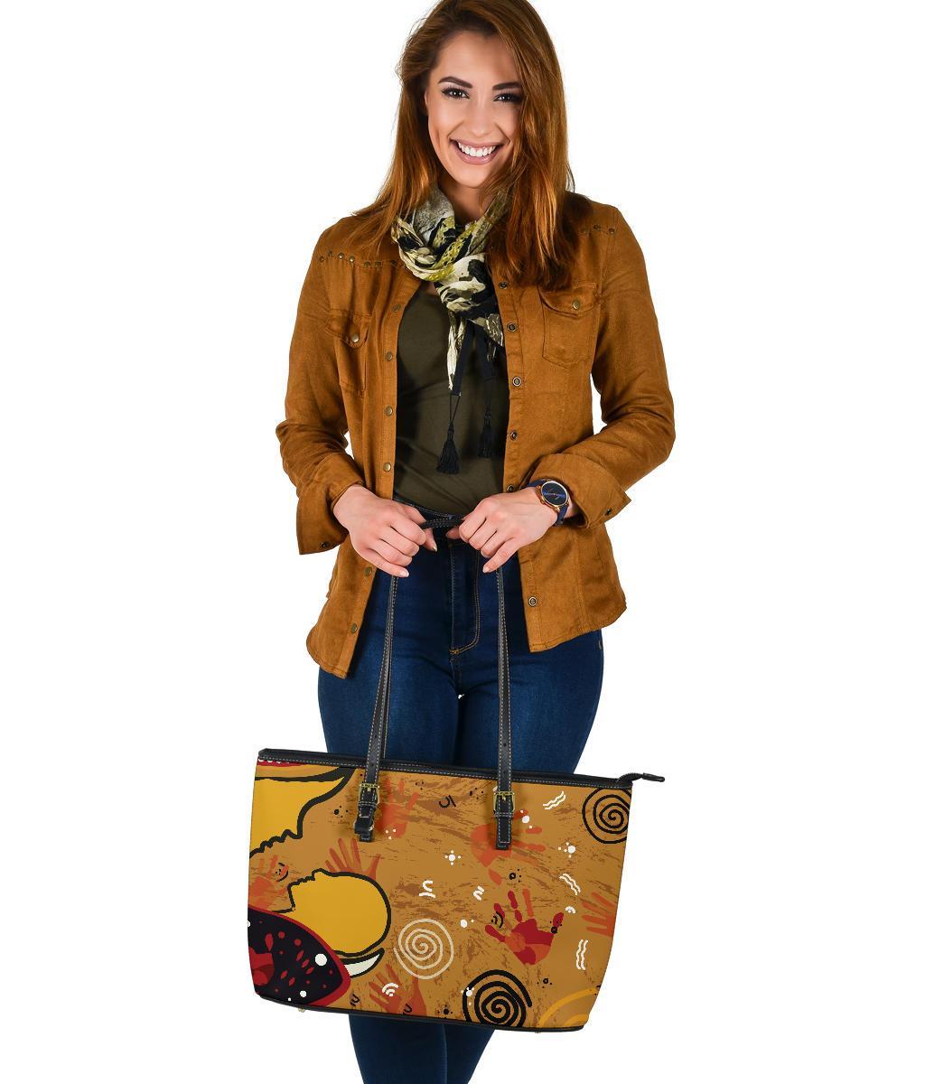 leather-tote-bag-mother-and-son-hand-art