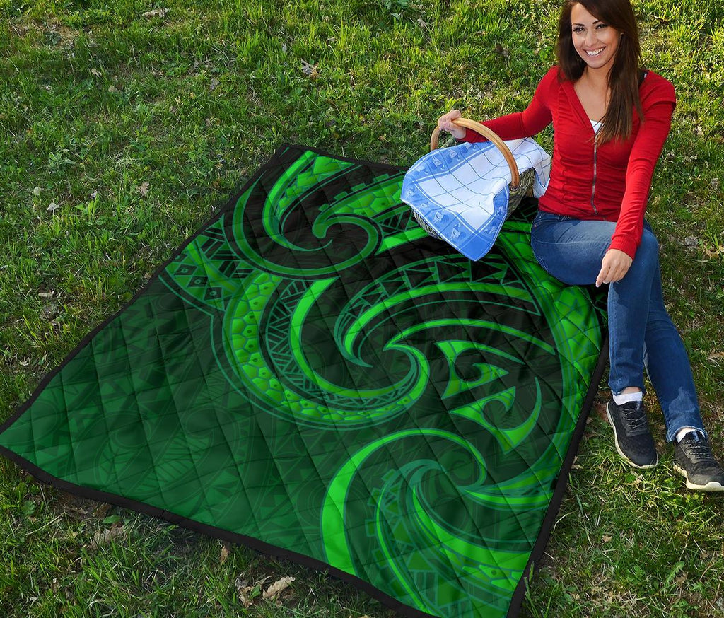 new-zealand-maori-mangopare-premium-quilt-polynesian-green