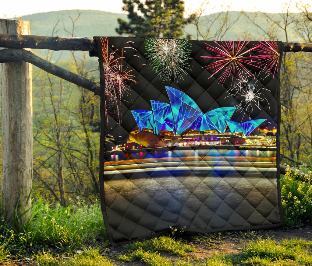 premium-quilts-sydney-opera-coverlets-midnight-landscape-art