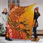 aboriginal-premium-blanket-tree-on-the-hill