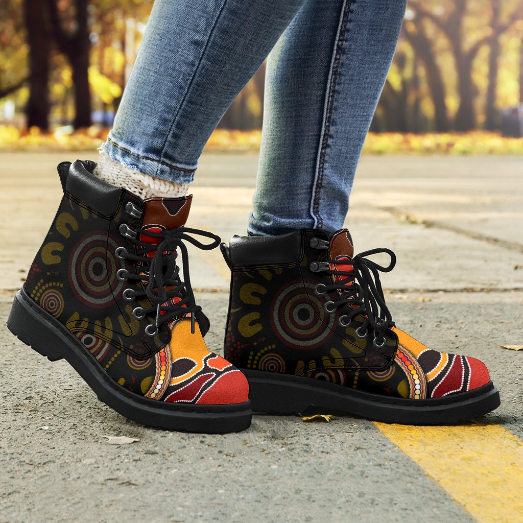 all-season-boot-aboriginal-snake-with-dot-painting