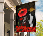 anzac-flag-remembrance-poppy-flowers