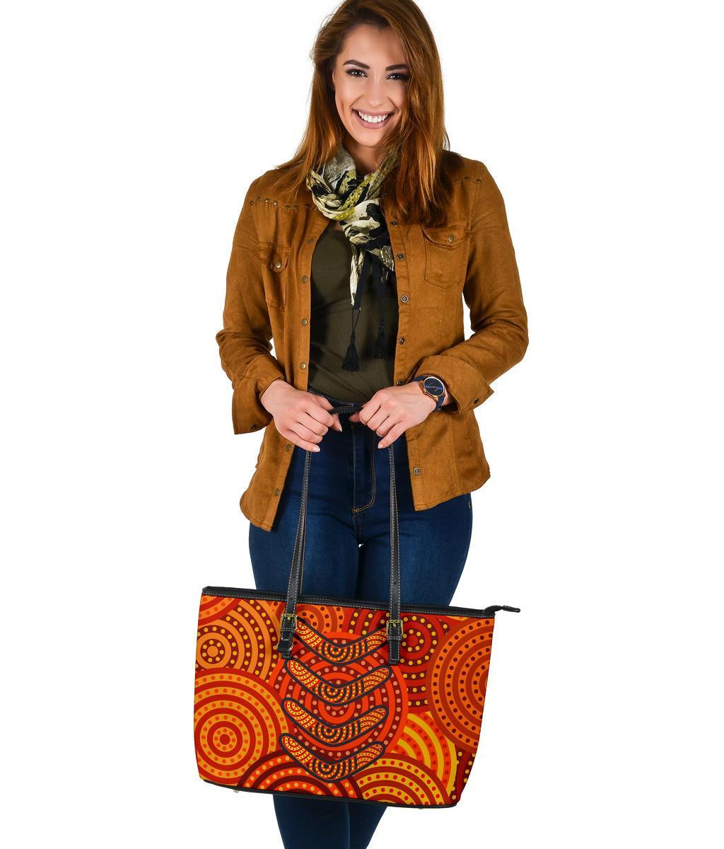 aboriginal-leather-tote-bag-aboriginal-boomerangs-and-dot-circle
