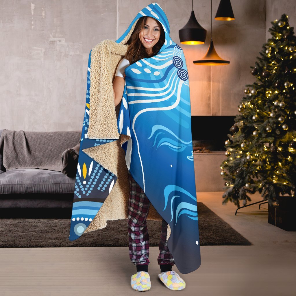 hooded-blanket-indigenous-ocean-fishing