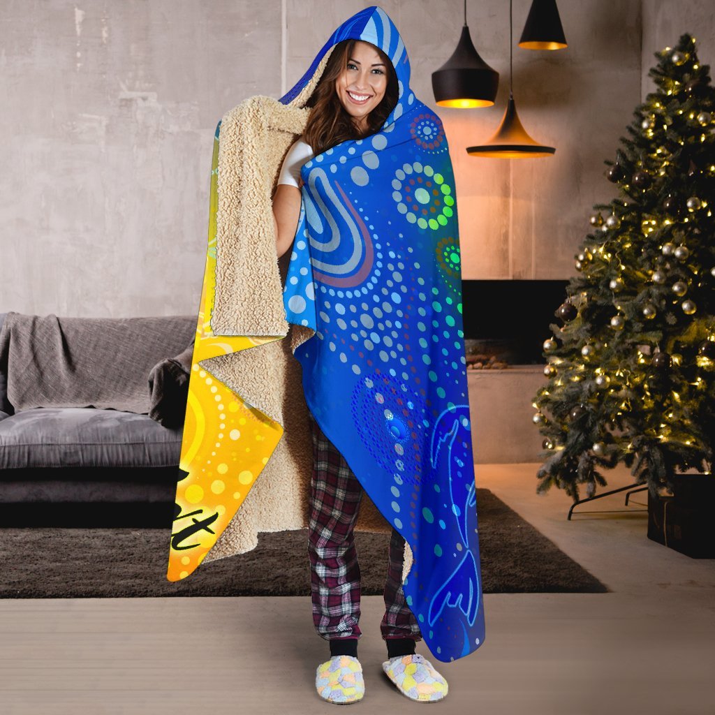 custom-text-aboriginal-hooded-blanket-indigenous-fishing