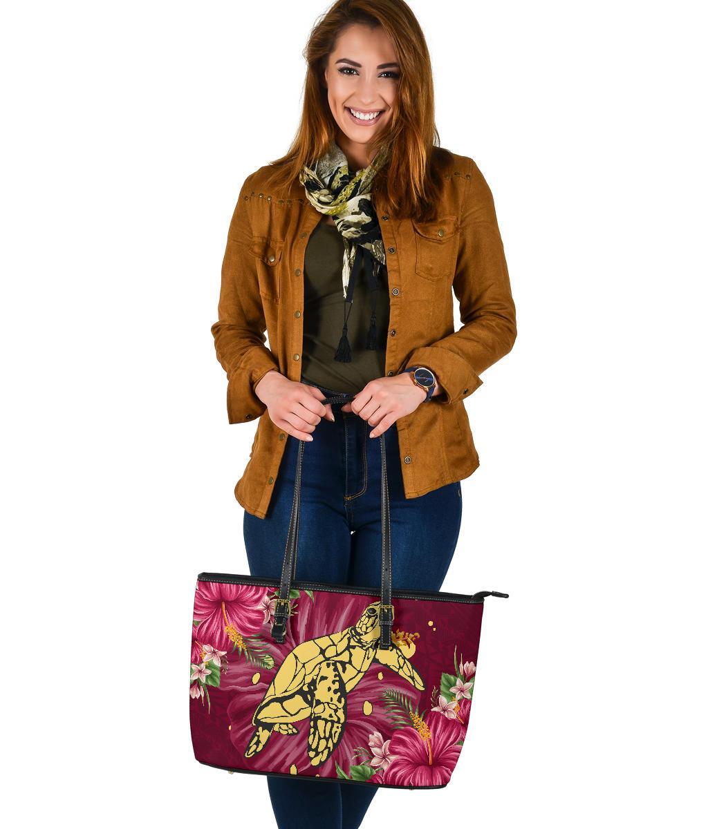 new-zealand-large-leather-tote-turtle-polynesian-hibiscus