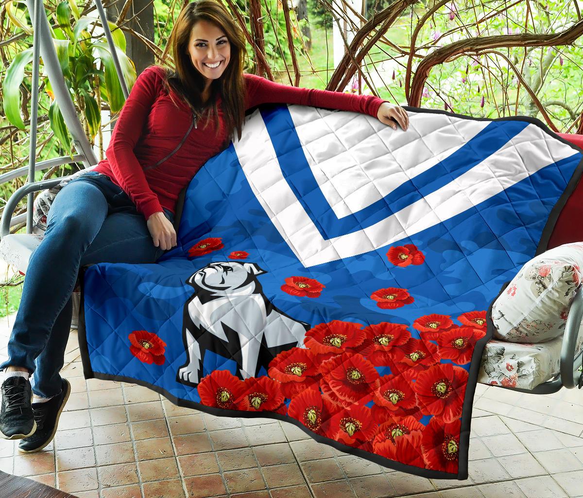 bulldogs-premium-quilt-poppy-flowers