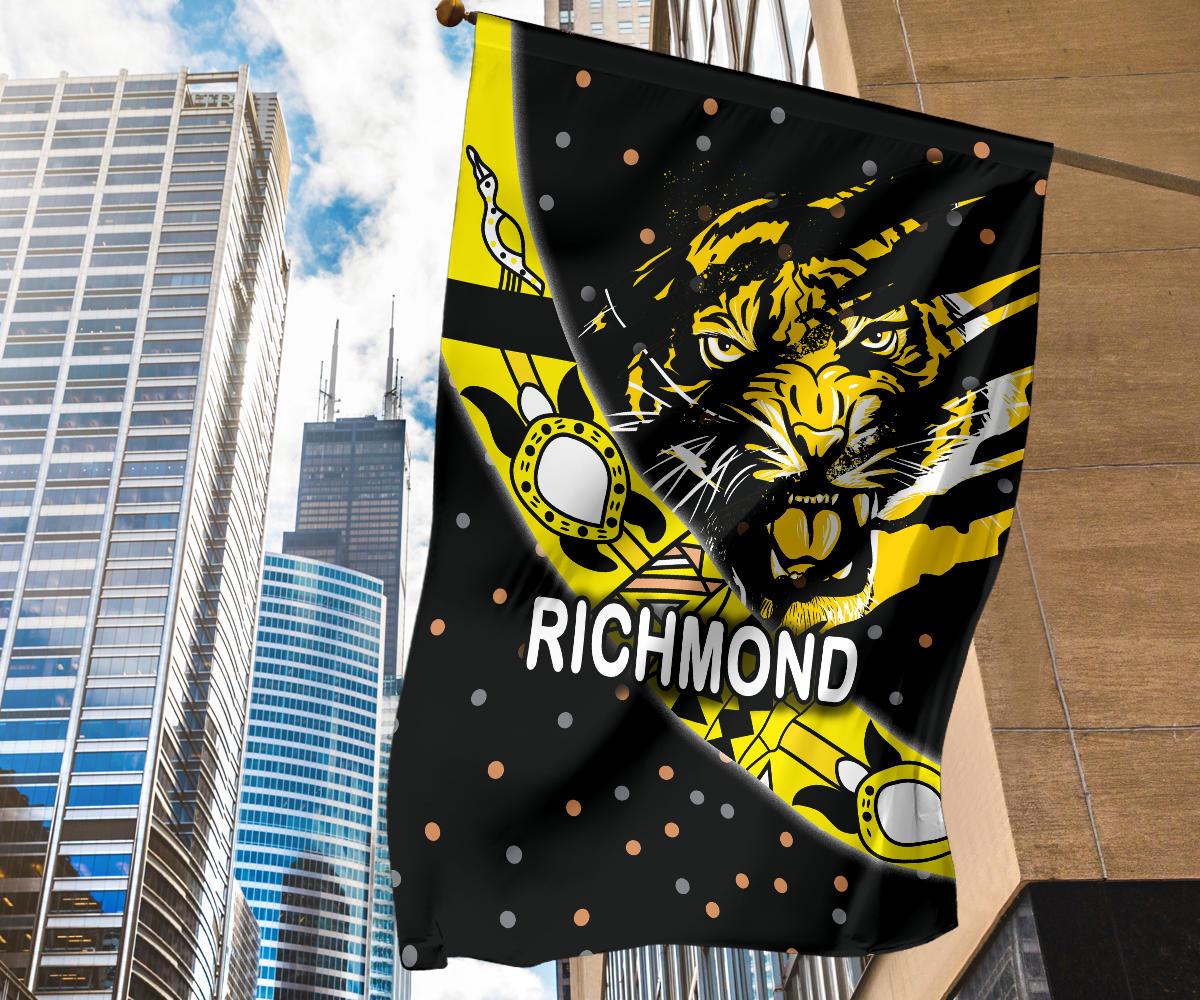 richmond-flag-tigers-dotted