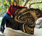 new-zealand-maori-mangopare-premium-quilt-polynesian-gold