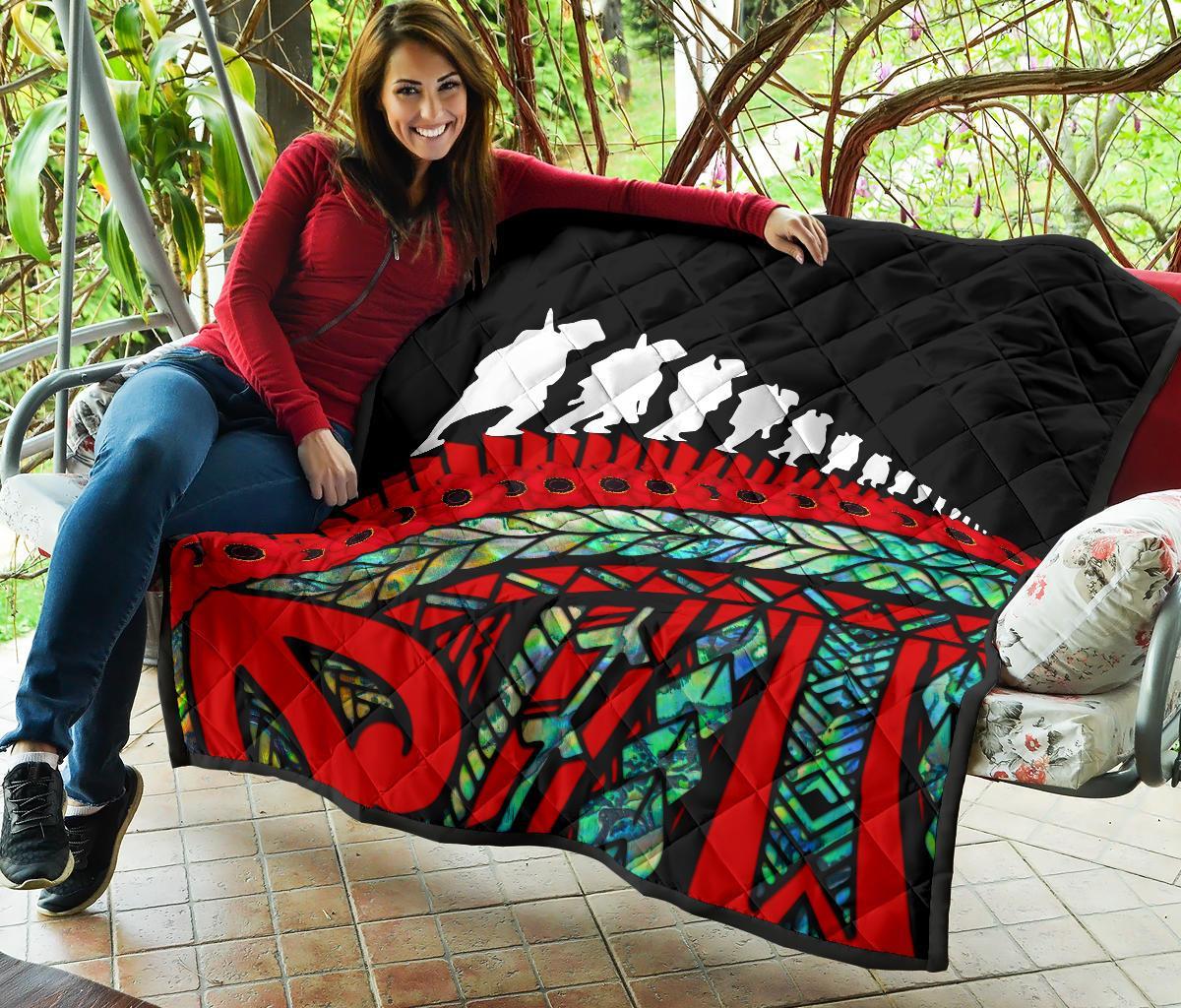 anzac-new-zealand-quilt-poppies-lest-we-forget-maori-premium-quilt-soldiers-paua