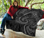 new-zealand-maori-mangopare-premium-quilt-polynesian-black