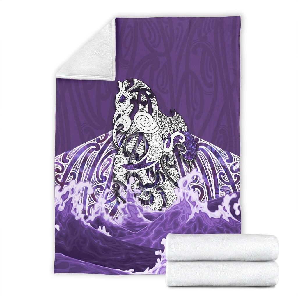 maori-manaia-the-blue-sea-premium-blanket-purple