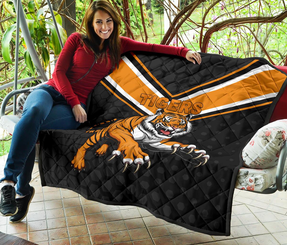 wests-premium-quilt-tigers