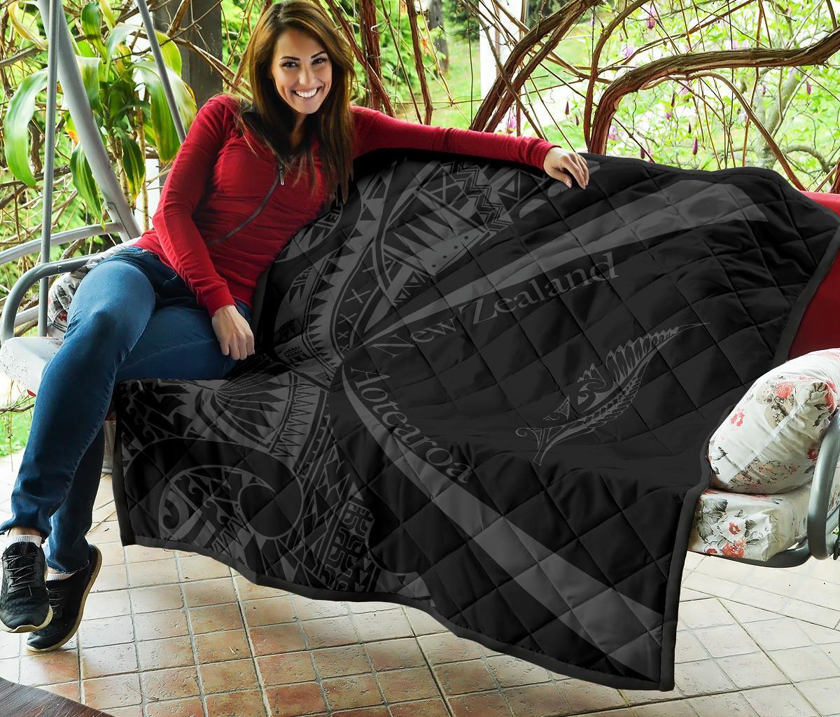 new-zealand-silver-fern-premium-quilt-maori-tattoo-circle-style