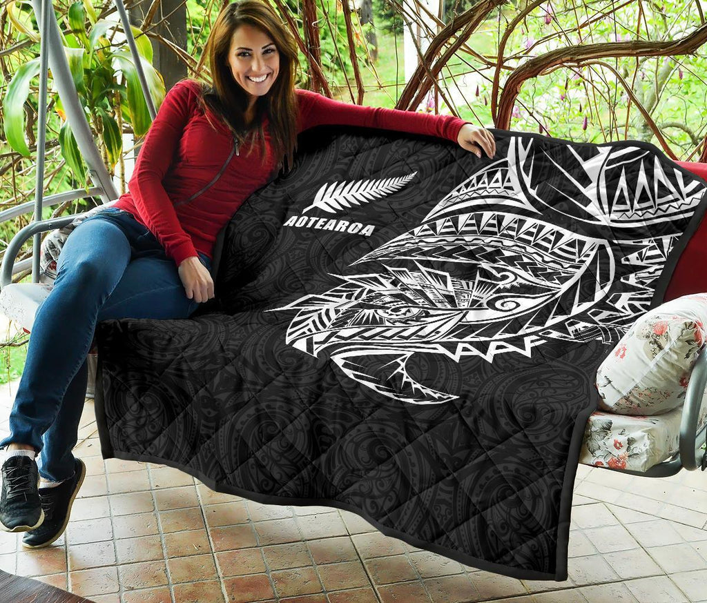 maori-tattoo-premium-quilt-polynesian-style-black