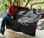 maori-tattoo-premium-quilt-polynesian-style-black