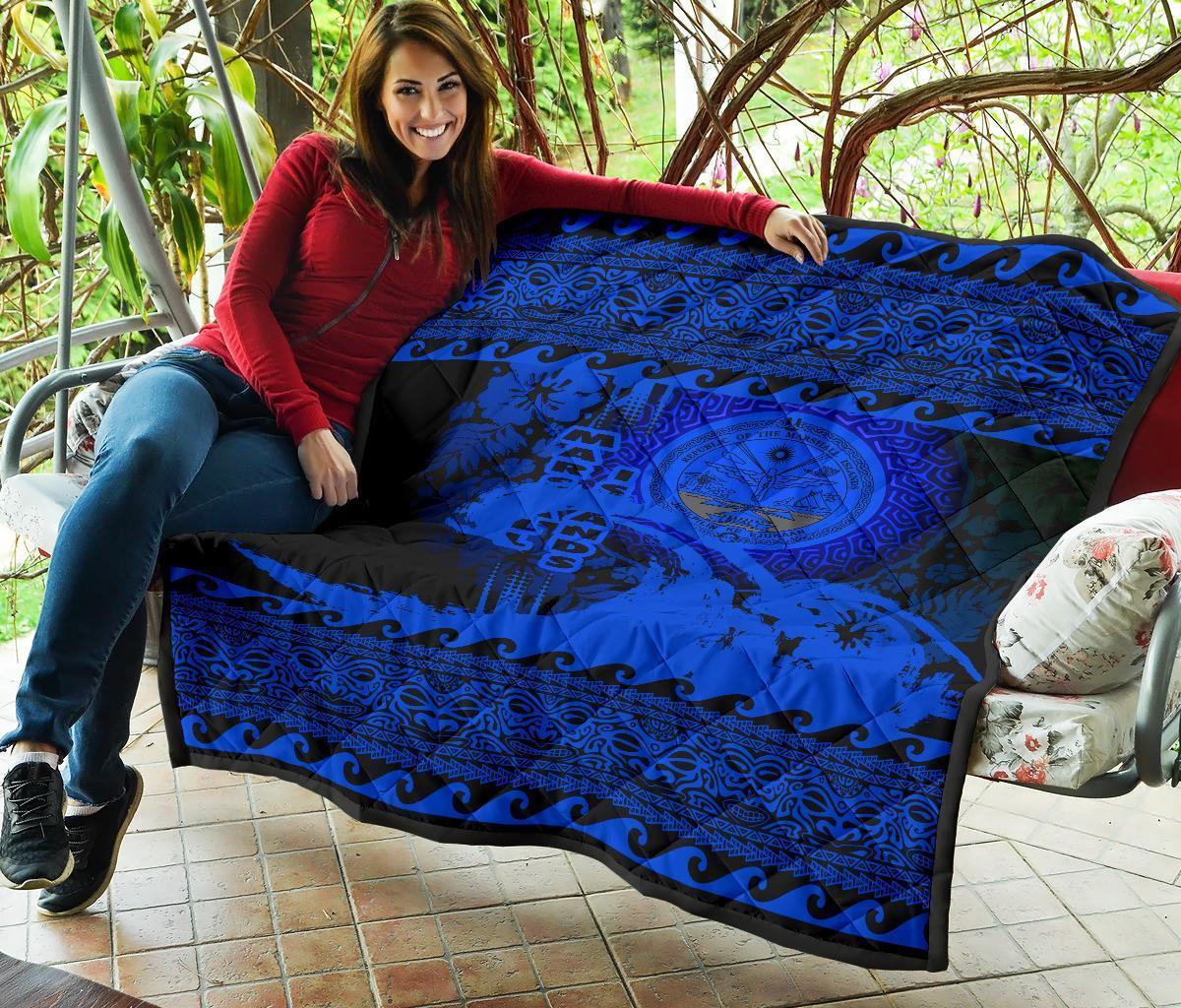 marshall-island-quilt-wave-blue-design