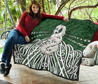 maori-moko-tattoo-premium-quilt-manaia-pounamu