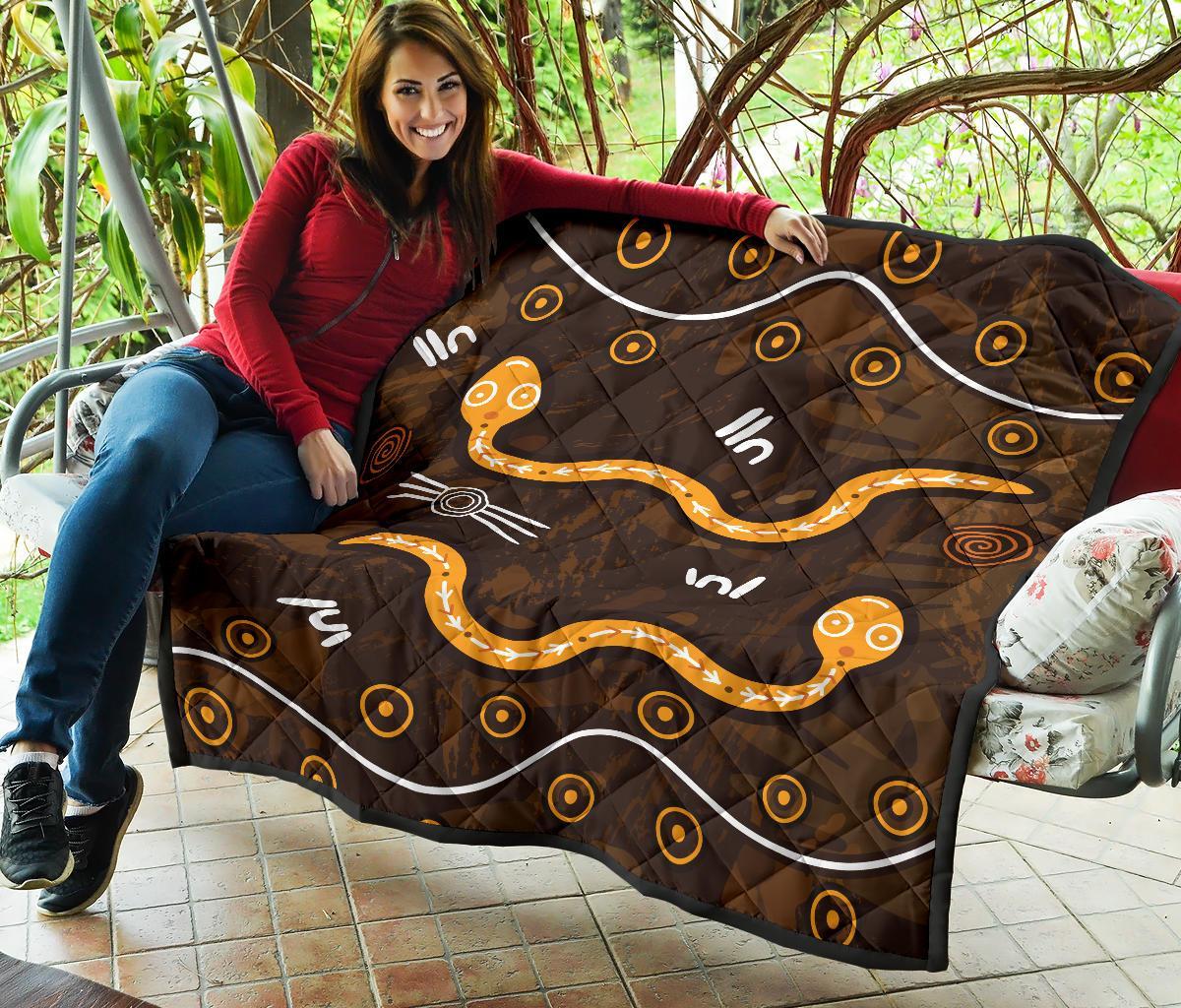 aboriginal-premium-quilt-indigenous-snake-hand-brown-color-1