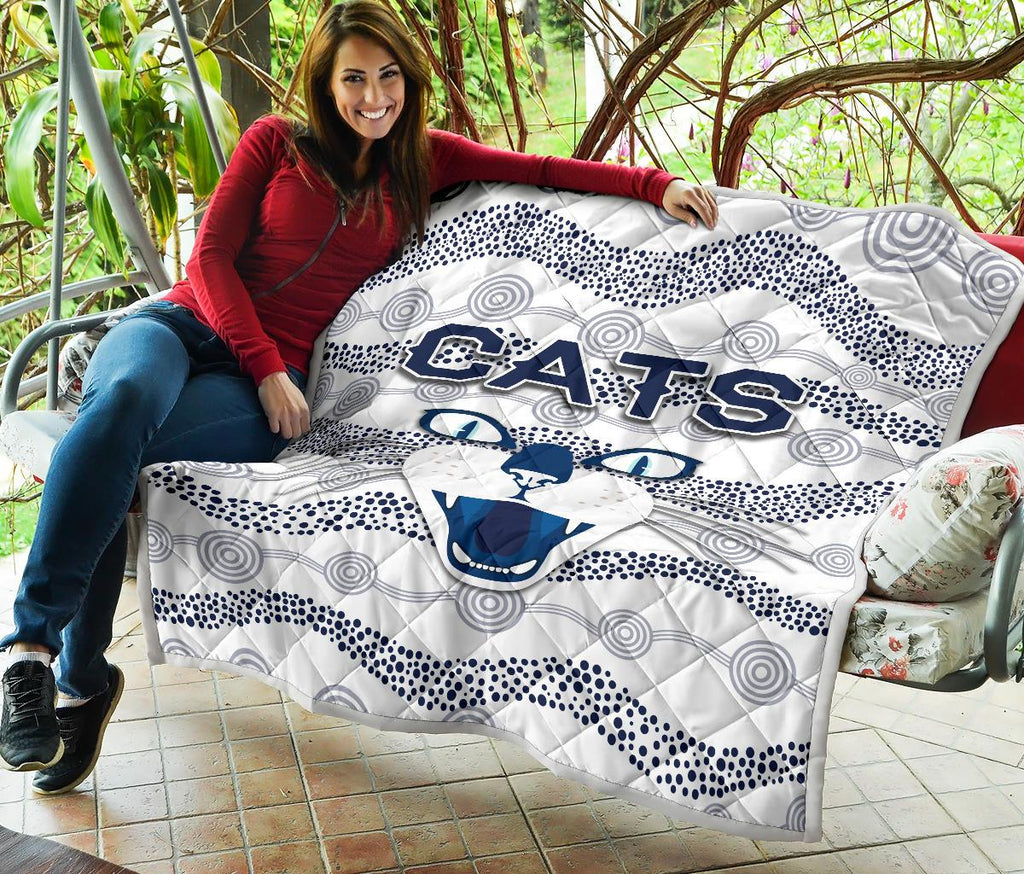 geelong-premium-quilt-cats-indigenous-white