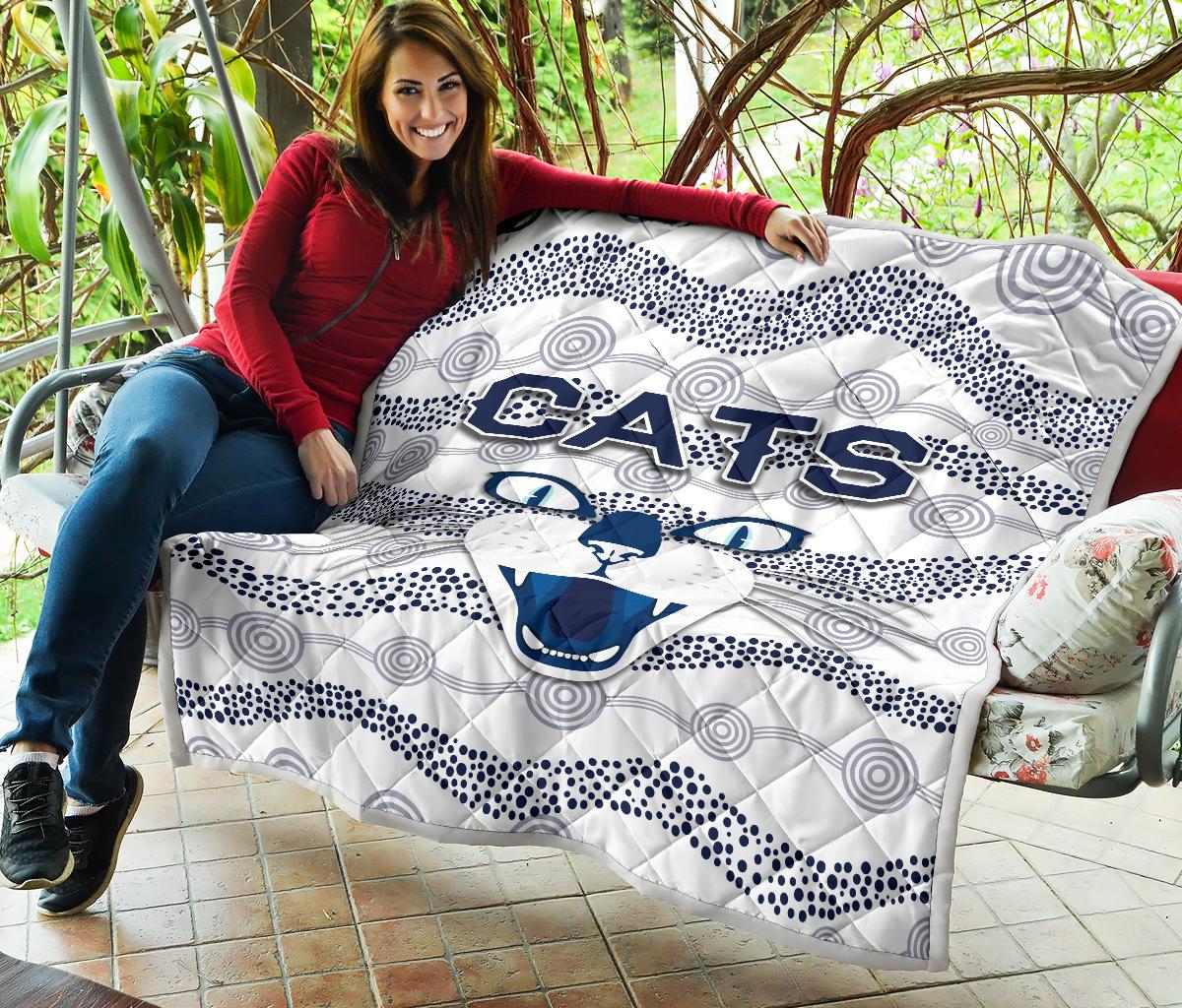 geelong-premium-quilt-cats-indigenous-white