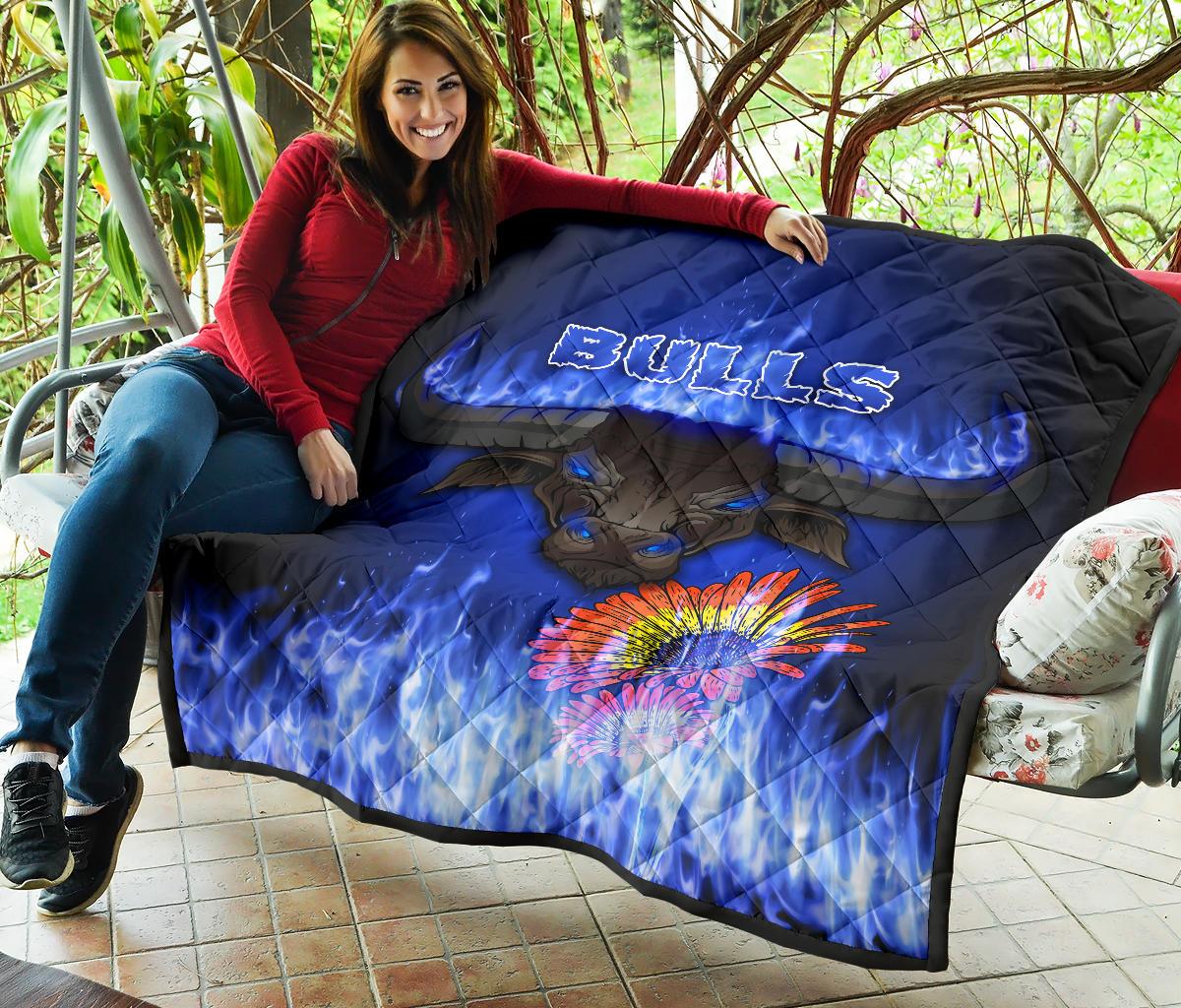 blue-premium-quilt-bulls-barberton-daisy