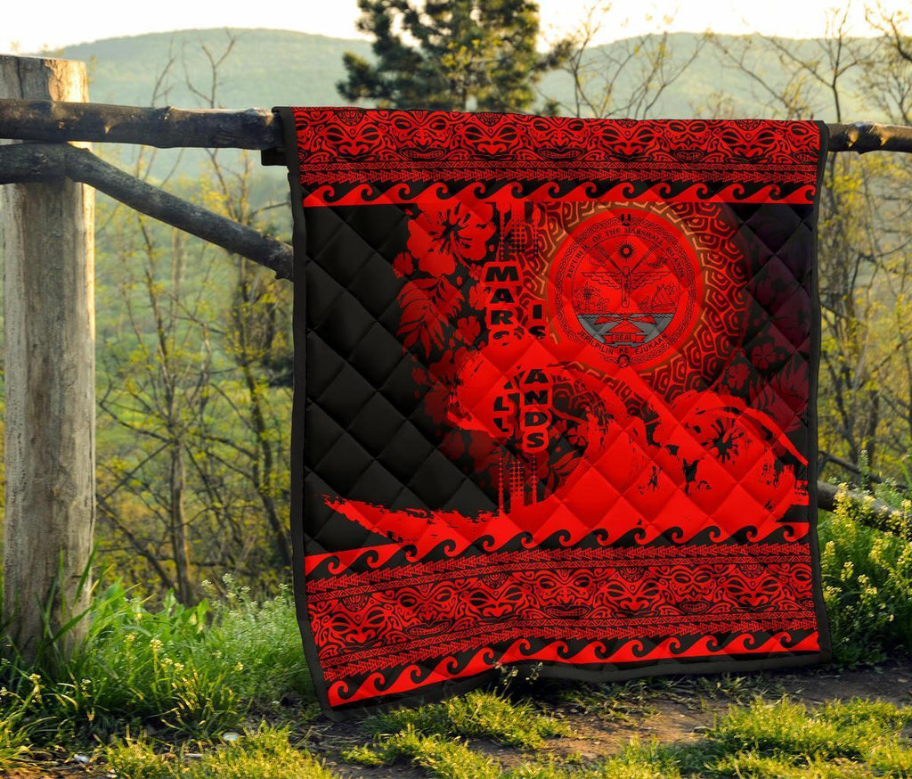 marshall-island-quilt-wave-red-design