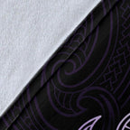 maori-manaia-new-zealand-premium-blanket-purple