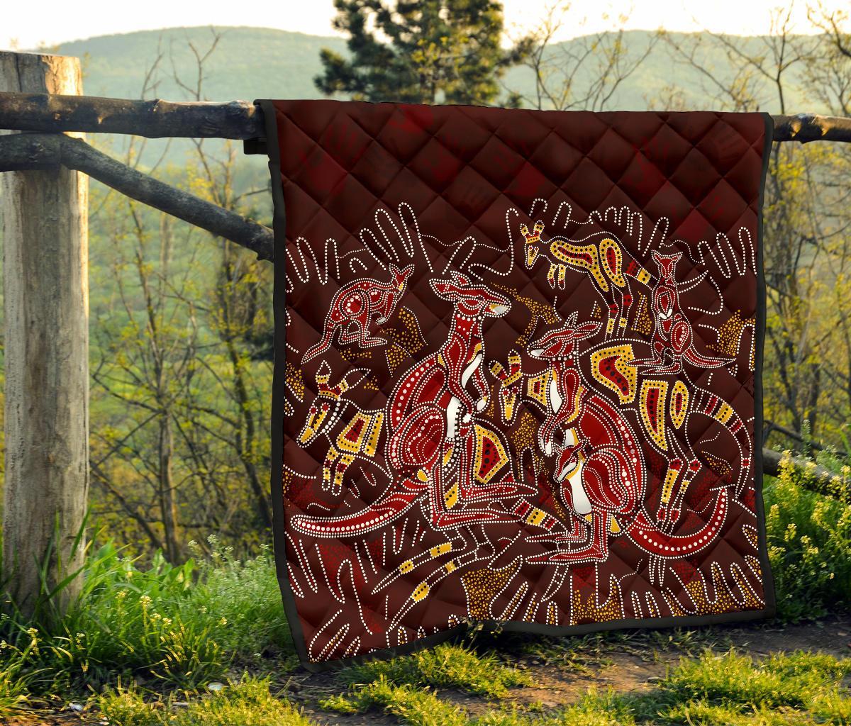 aboriginal-premium-quilt-kangaroo-family-with-hand-art