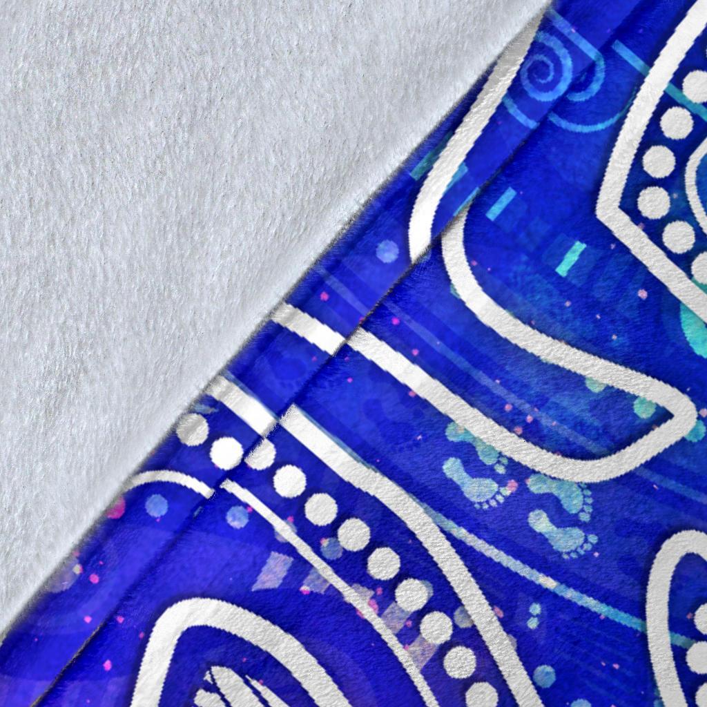 aboriginal-premium-blanket-sea-turtle-with-indigenous-patterns-blue