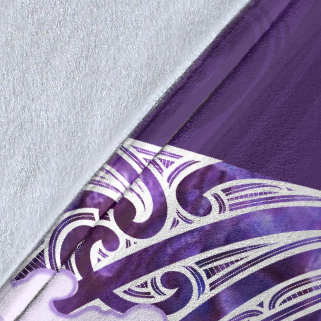 maori-manaia-the-blue-sea-premium-blanket-purple