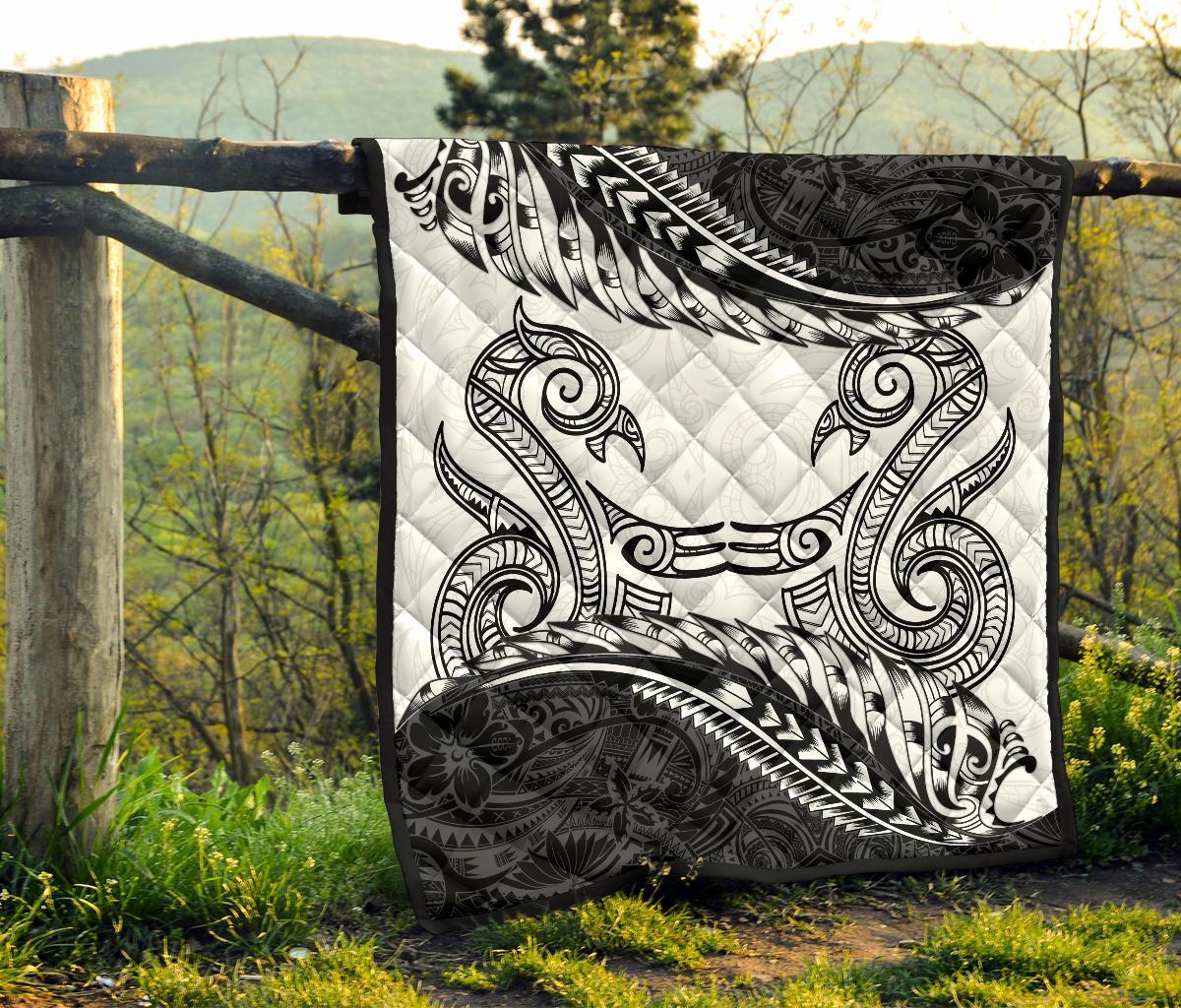 aotearoa-premium-quilt-maori-manaia-with-silver-fern