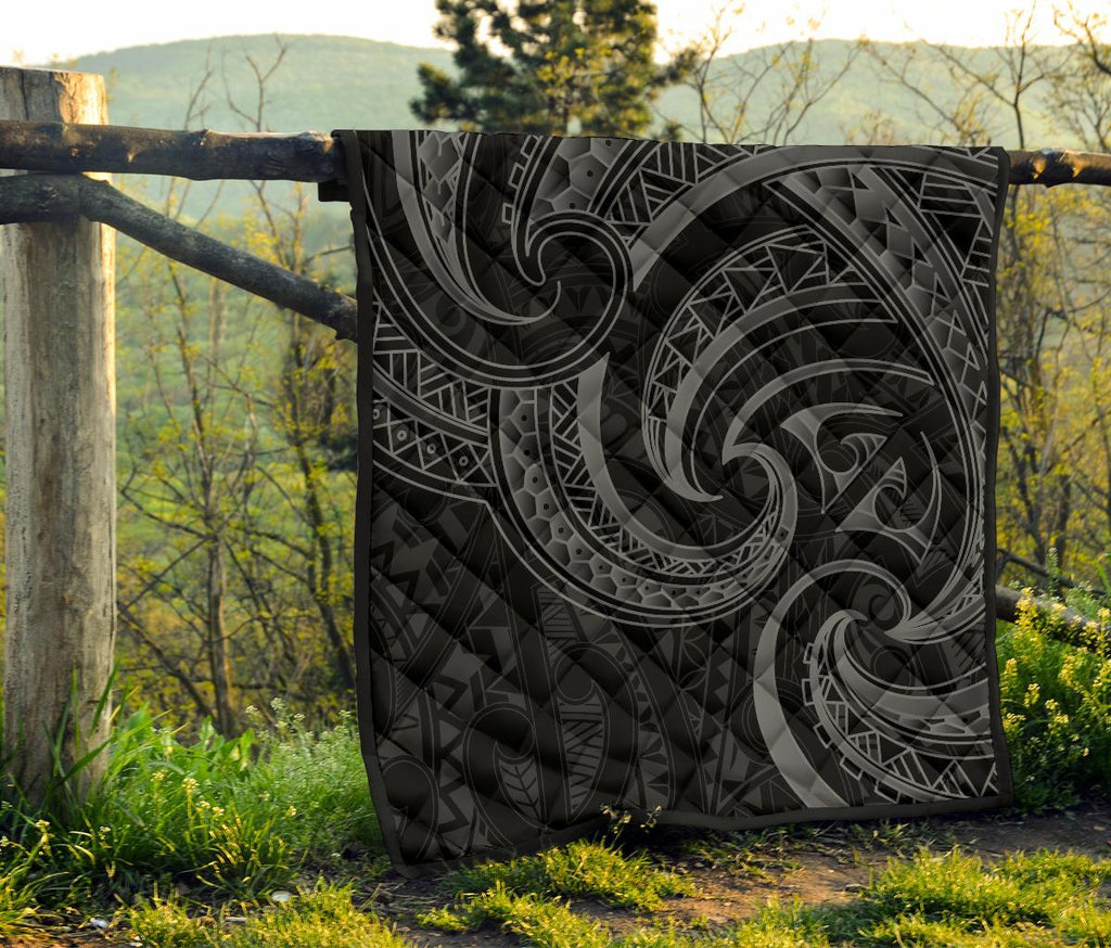 new-zealand-maori-mangopare-premium-quilt-polynesian-black