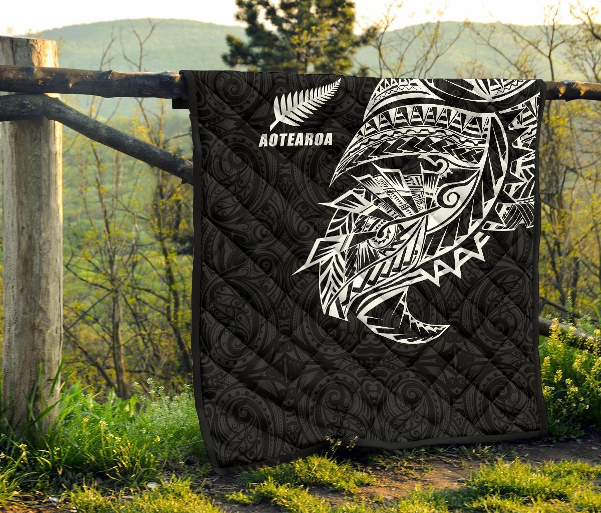 maori-tattoo-premium-quilt-polynesian-style-black