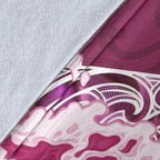 maori-manaia-the-blue-sea-premium-blanket-pink